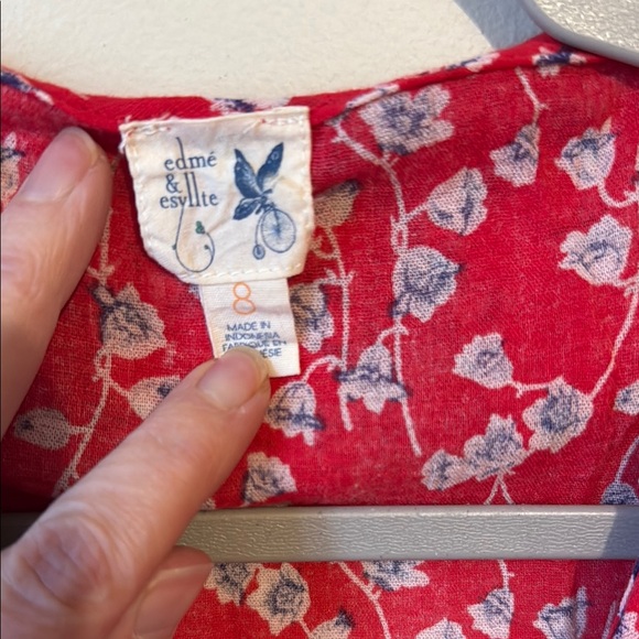 Red Ruffled Buttoned Tank Top - Picture 2 of 3